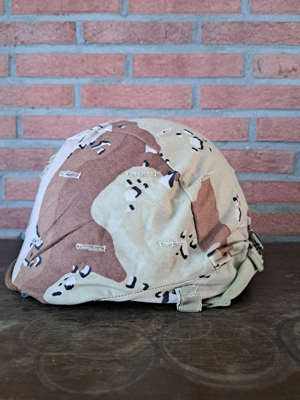 Chocolate Chip DBDU Desert Camouflage Helmcover