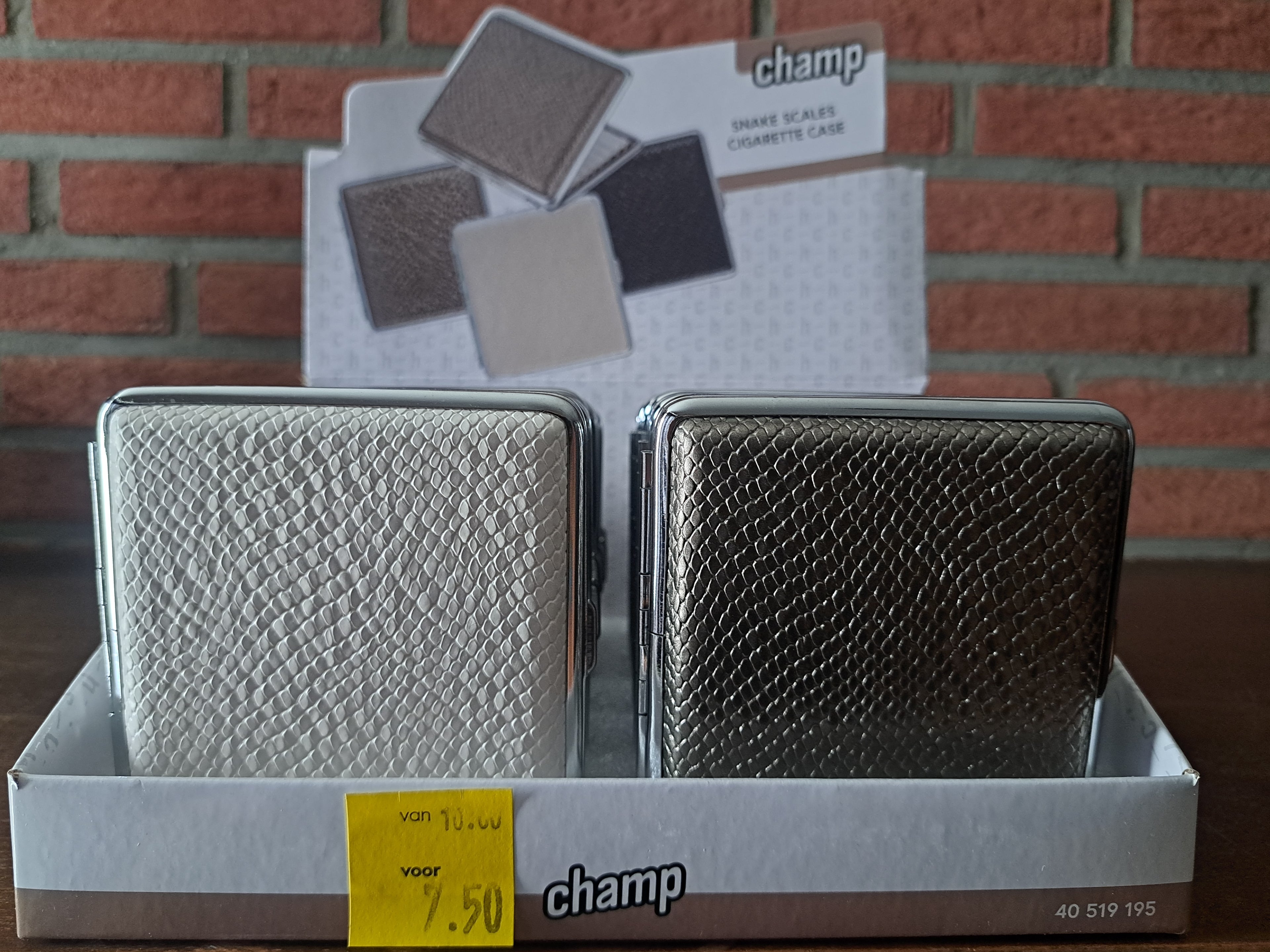 Champ Snake scales sigarettenkoker - 20 sigaretten - goud