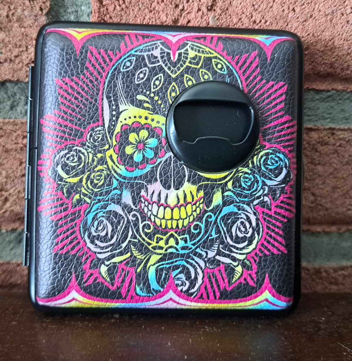 Champ sigaretten opbergdoos met bieropener, Skull multi collor